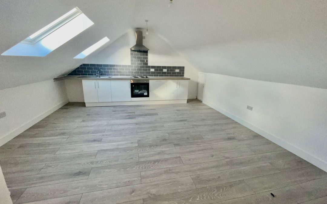 Fantastic Rent to Serviced Accommodation 1 Studio Flat in Neath, Swansea SA11 2AZ